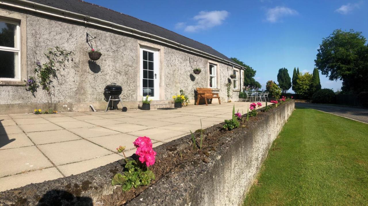 Ballyconnelly Cottages, Galgorm Area Cullybackey Exteriör bild